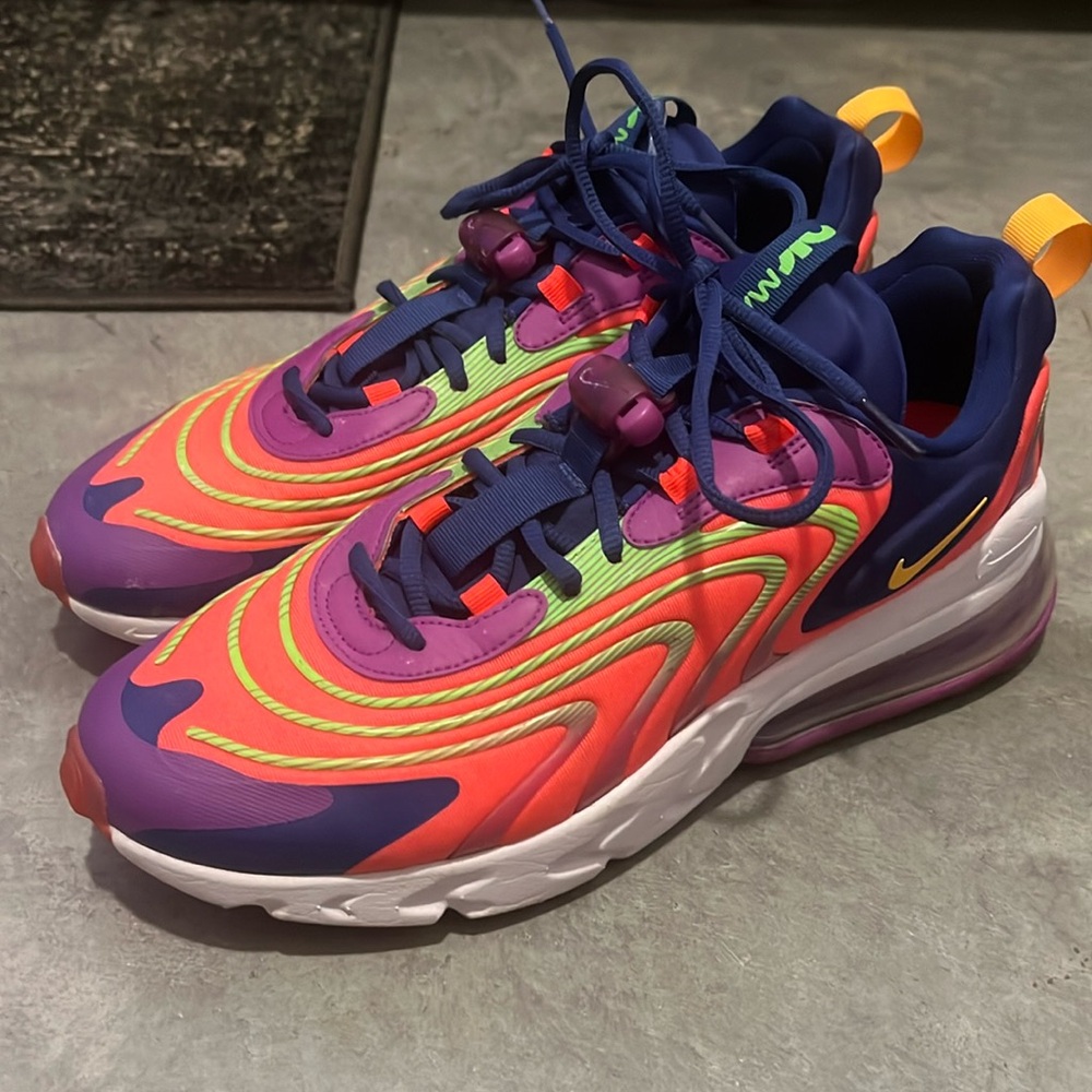 Nike AirMax 270 React